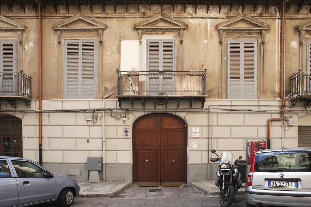 ** Bed & Breakfast B&B Cannoli Palermo Italy